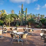 Hl Club מלון 4*